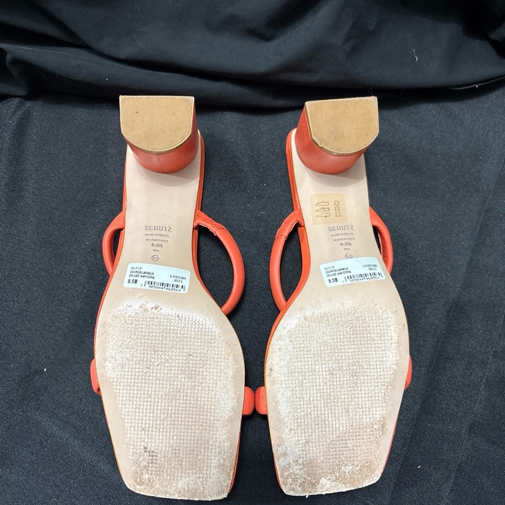 SCHUTZ Women's Coral Leather Heels, size 8.5 - Picture 4 of 8